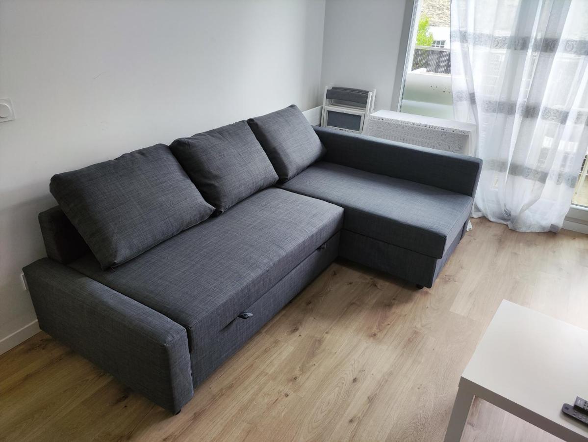 Cozy Sunshine Apartment With Balcony 4 Persons Max Ivry-sur-Seine Ngoại thất bức ảnh